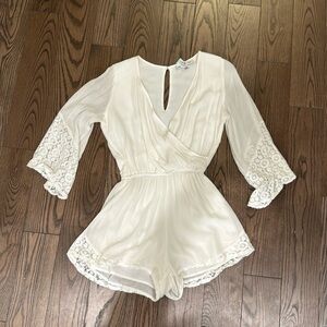 Abercrombie & Fitch White Romper with lace